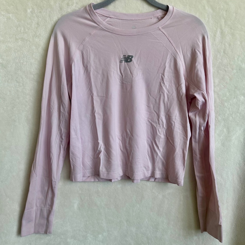 New Balance Pink Crewneck Long Sleeve Activewear‎ Crop Top Gym Shirt Medium